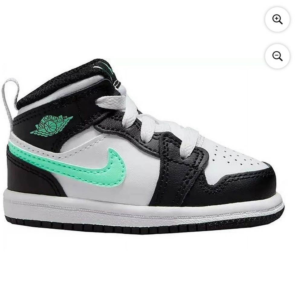 9c Nike Jordan 1 mid sneakers toddlers